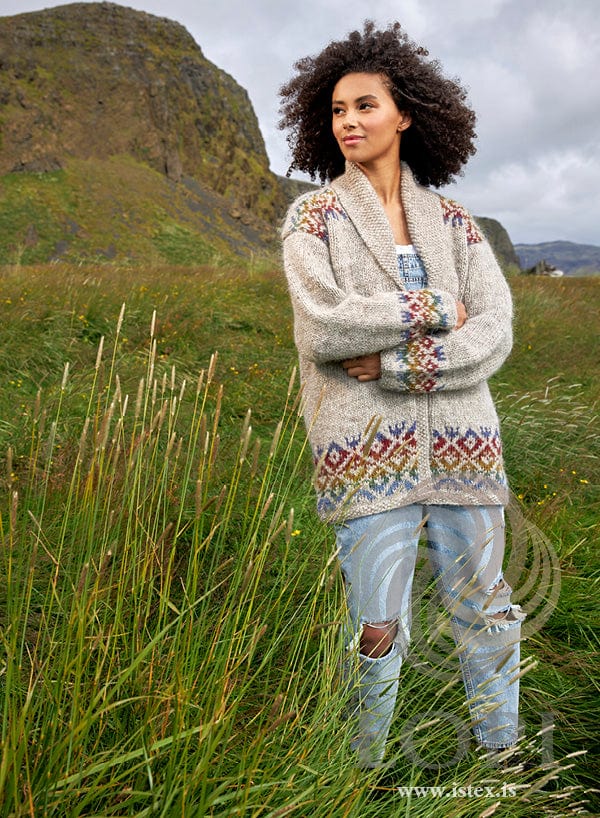 Loforð - Promise Beige wool sweater - Knitting Kit - The Icelandic Store