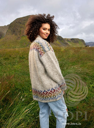 Loforð - Promise Black wool sweater - Knitting Kit