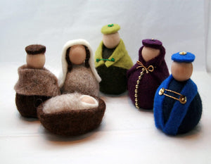 Joseph, Maria  and  Jesus felted wool