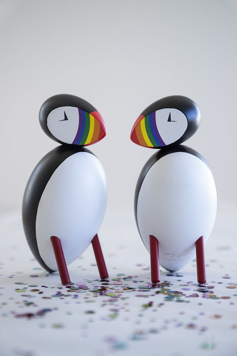 Two wooden Icelandic puffins by Sigurjón Pálsson