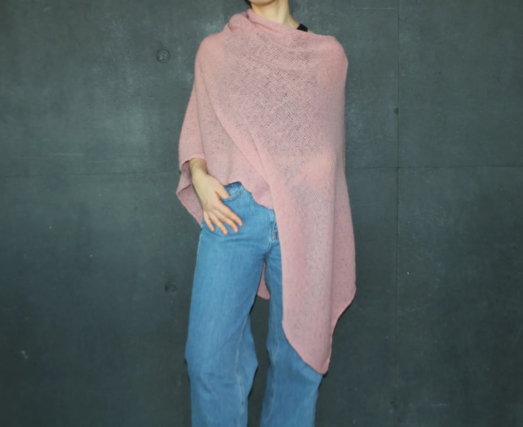 Light Wool Poncho - Pink