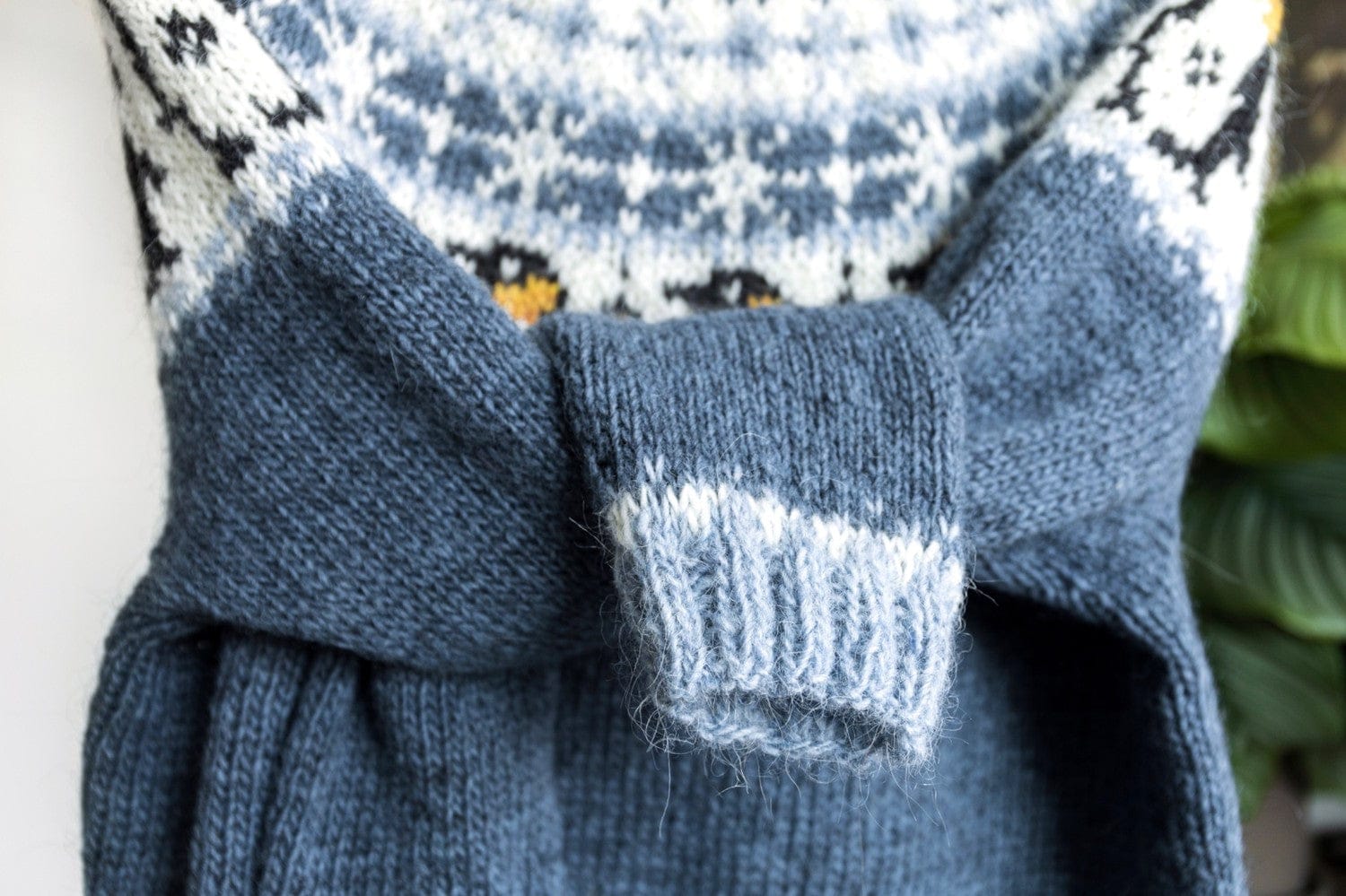 Penguin Lopapeysa — Knitting Kit