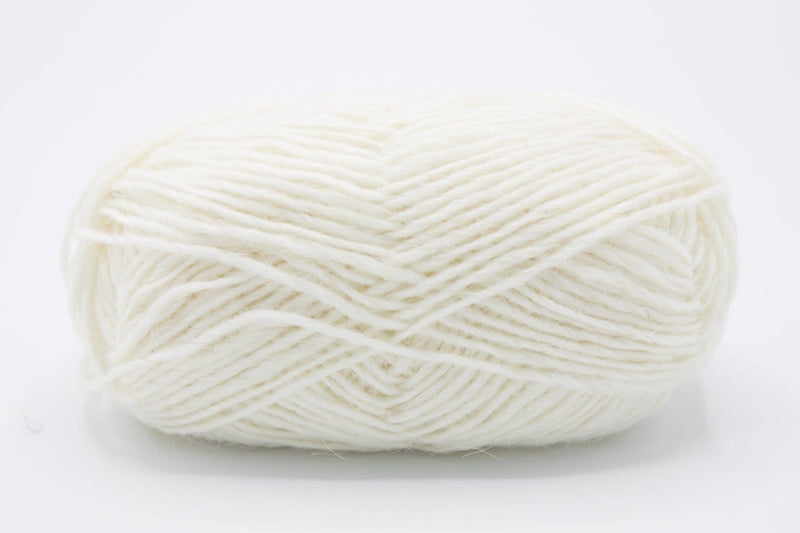 Lopi Lettlopi 0051 White – Wool and Company