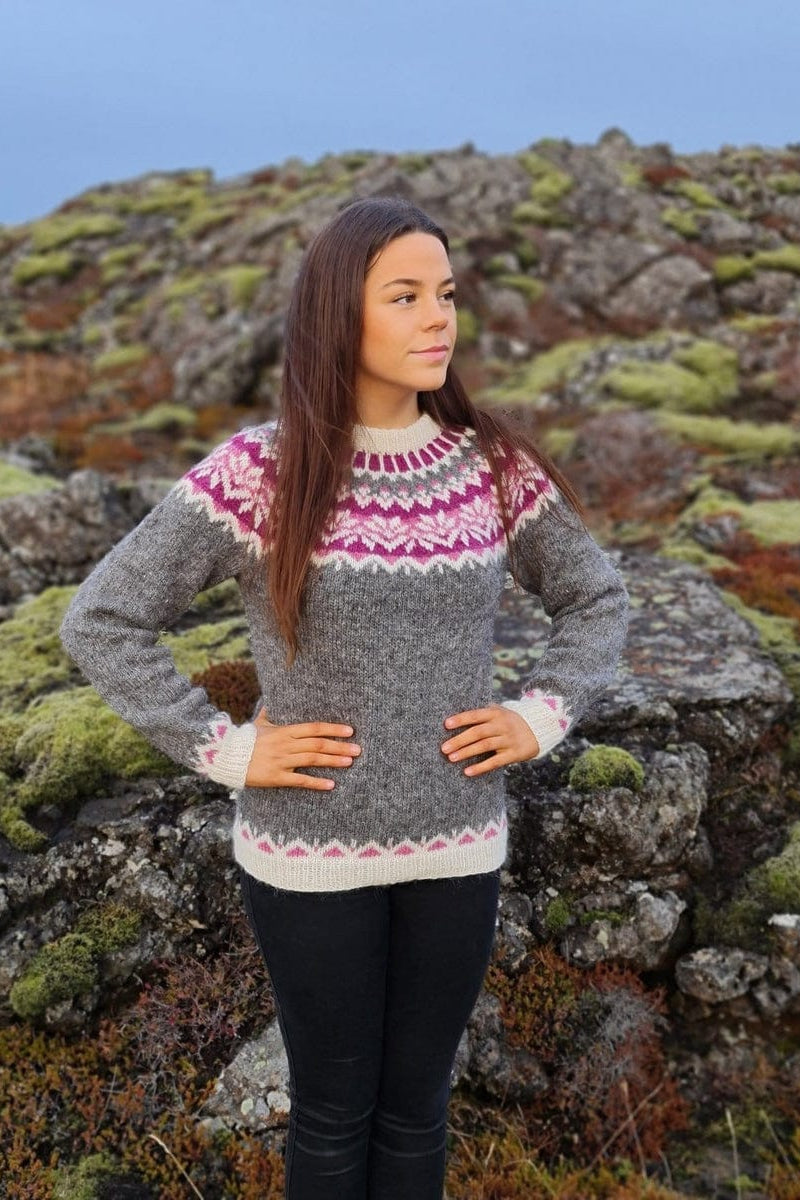 Dagný Pink wool sweater - Knitting kit