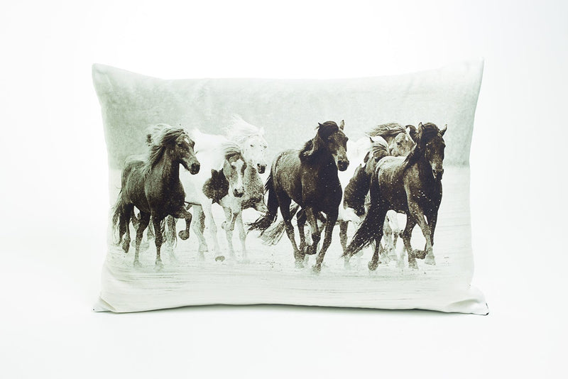 Cushion Cover - Icelandic Horses - The Icelandic Store