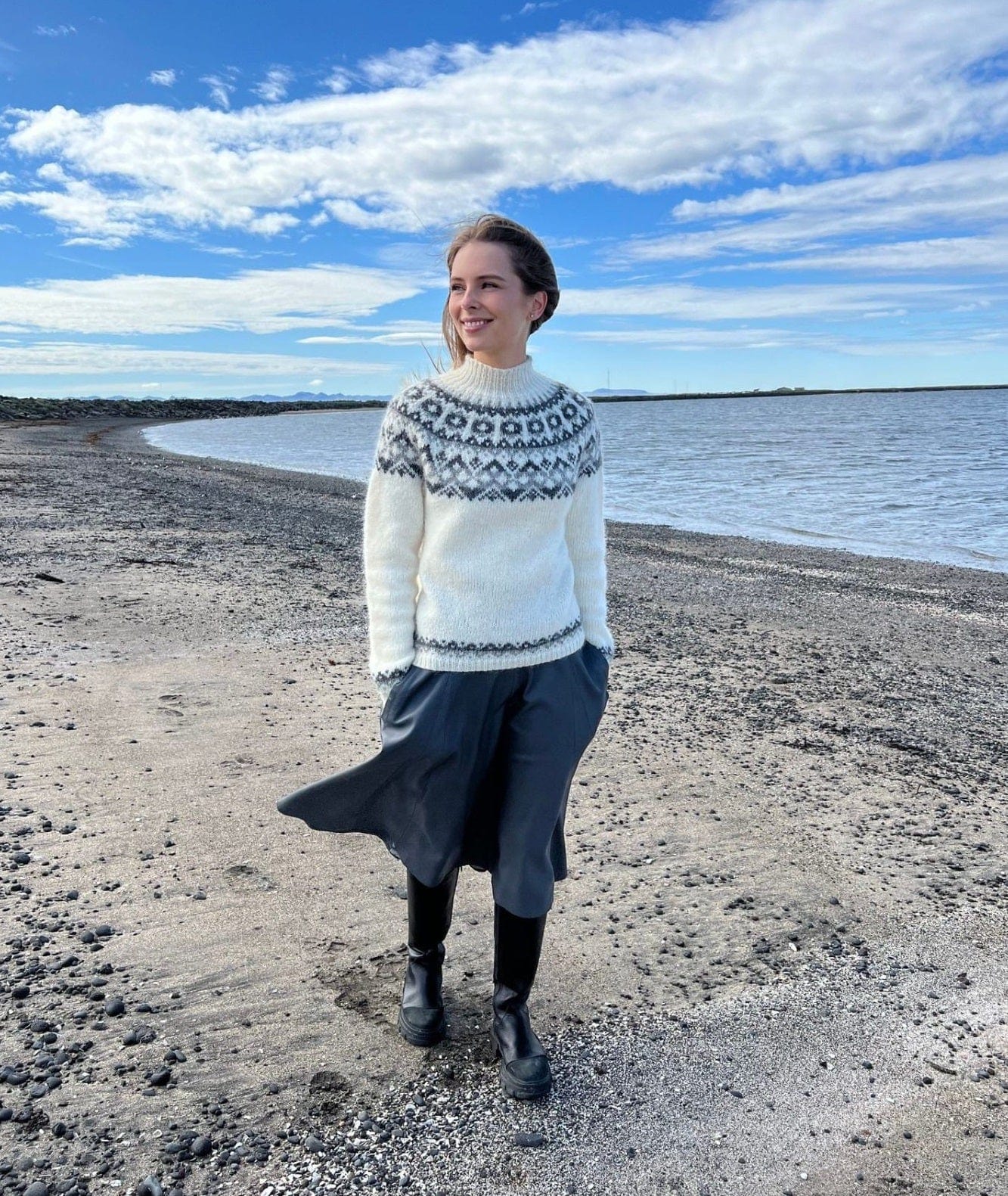 Free Icelandic Wool Sweater women knitting patterns | Gjöf download jumper patterns