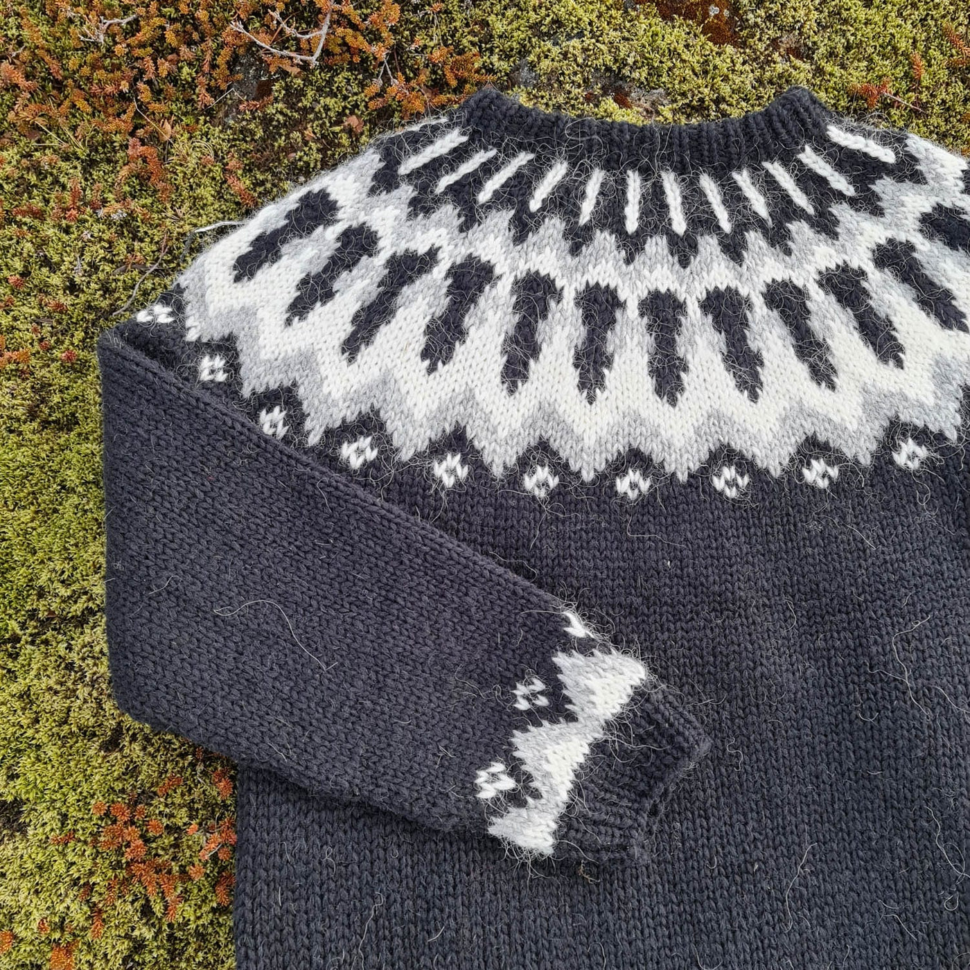 Forseti Icelandic Wool Sweater - Black | Handcrafted Lopapeysa