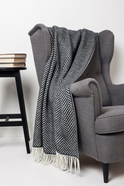 Nordic Herringbone blanket - Grey - The Icelandic Store